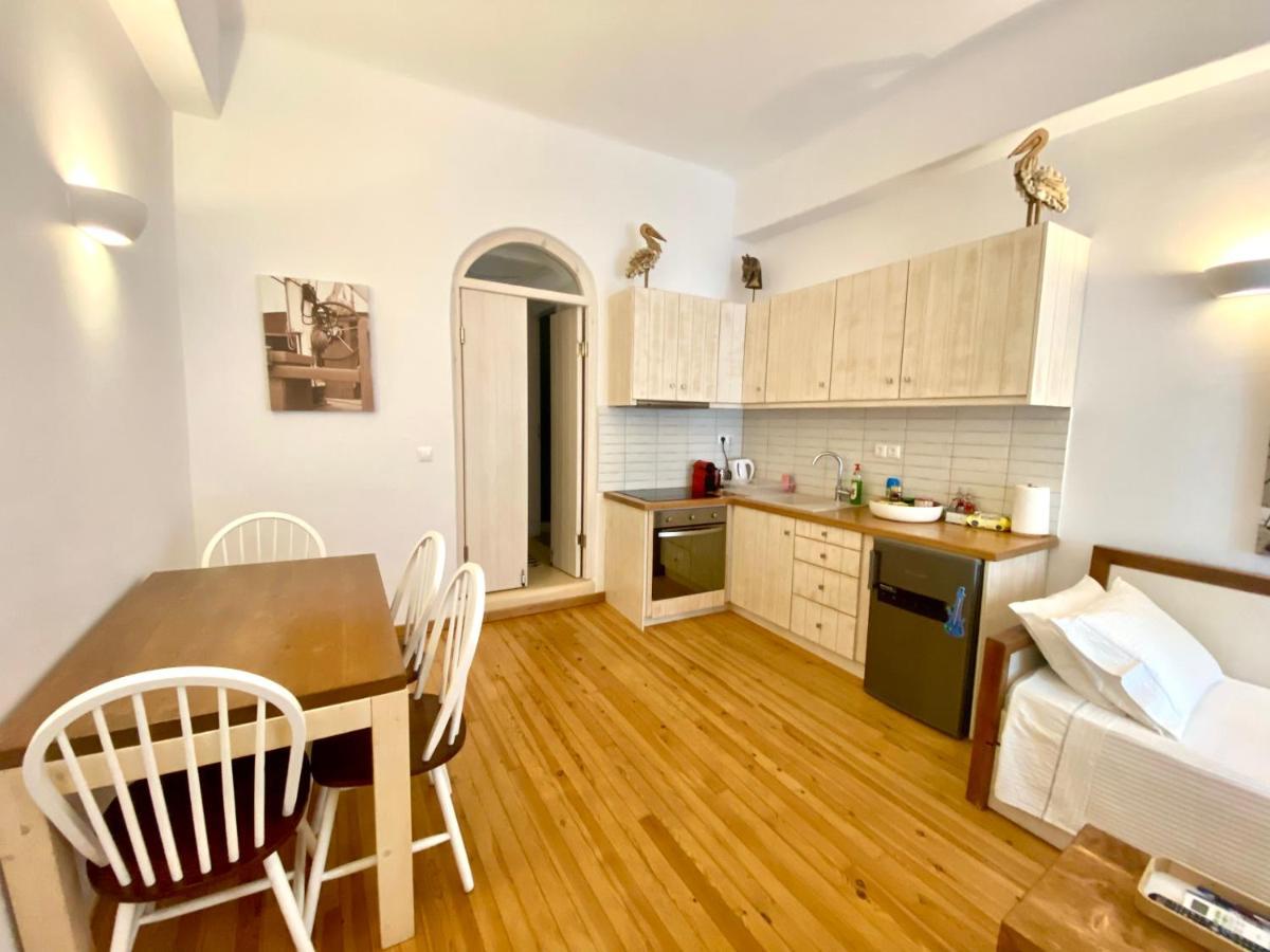 Sunny House Apartment